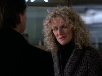 Ellen Hamilton Latzen Wallpaper Background Image