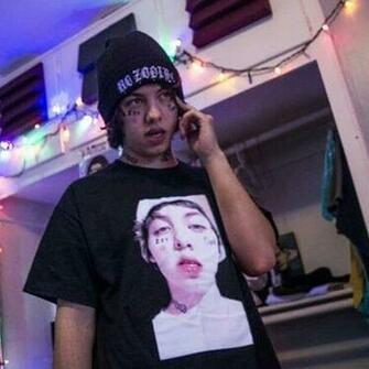 Lil Xan Net Worth How Wealthy Is The Rapper Lilxan