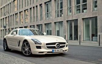 HD Car Wallpaper Mercedes Benz Sls Amg In Street
