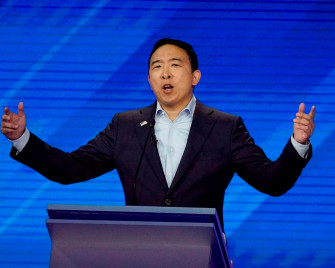 Andrew Yang Campaigning Wallpaper