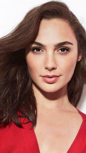 Gal Gadot Pure 4k Ultra HD Mobile Wallpaper