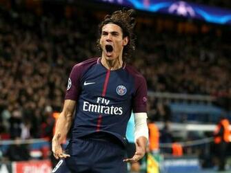 Edinson Cavani Becomes Psg S All Time Leading Scorer In