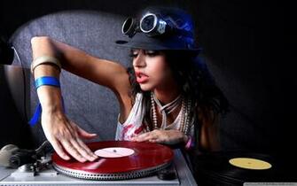 Image Gallery Deejay Girl