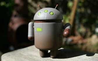 Android Bots Couple Classic Google Bot Active