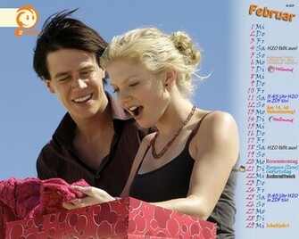 Februar H2o Just Add Water Wallpaper