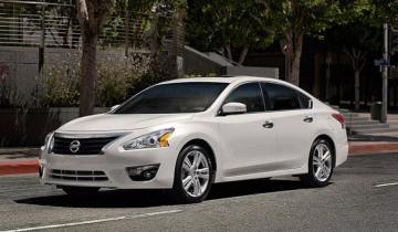 Nissan Altima Silver
