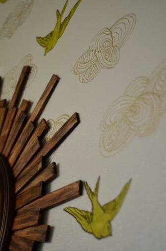 Diy Faux Wallpaper With Paint Pens Seecatecreate S Projects Pinte