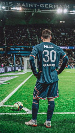 Someone Have Soccer Wallpaper Drop Some R Ios16wallpaper