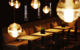 Modern Pendant Lighting Restaurant Ambiance Wallpaper