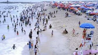 Stray Umbrella Impales Woman In Chest Ocean City Maryland