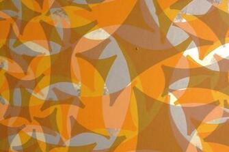 Quinessentially Retro Wallpaper That Lined One Of The Closet Bathroom