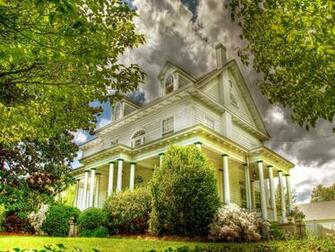 Beautiful House Wallpaper