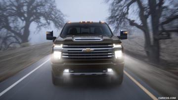 Chevrolet Silverado HD High Country Front