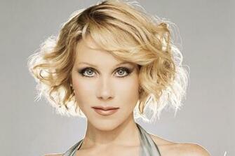 Christina Applegate Wallpaper High Resolution And Quality