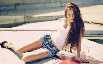 Fashion HD Wallpaper
