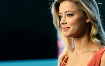 Amber Heard Wallpaper