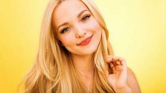Dove Cameron Wallpaper Image