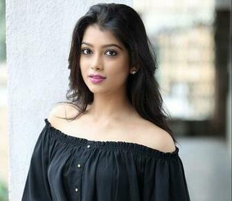 Digangana Suryavanshi Wiki Biography Age Family Movies Image
