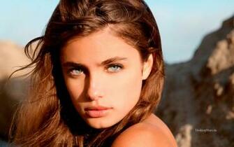 Taylor Hill Image