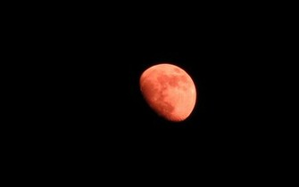 Red Sky Moon Wallpaper