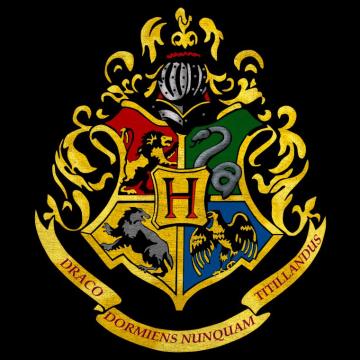 Hogwarts School Crest Wallpaper On