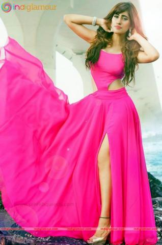 Actress Akasa Singh Stills News Indiglamour