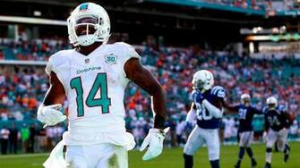 Share Miami Dolphins Player Of Year Award Espn