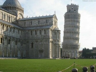 Leaning Tower Of Pisa Wallpaper