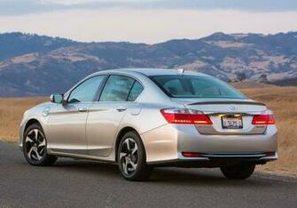 Honda Accord Widescreen Desktop Wallpaper