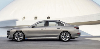 Bmw Series And I7 Photos From Every Angle