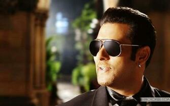 Salman Khan Action Wallpaper