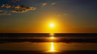 Rising Sun Background S Wallpaper