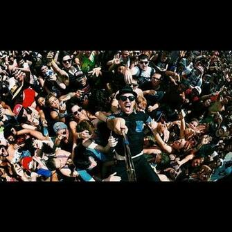 Vans Warped Tour Exclusive With Wallpaper Bare Bones Entertainment