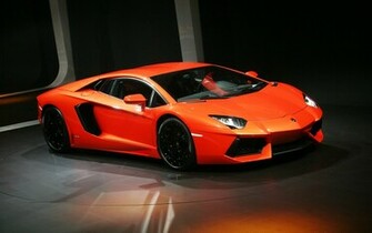 Lamborghini Aventador Wallpaper HD