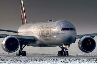 300er Planes Boeing Emirates Airplane Wallpaper HD
