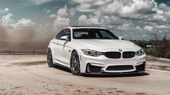 Alpine White Bmw F82 M4 Wallpaper