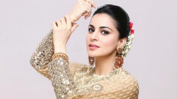Shraddha Arya HD Desktop Wallpaper Baltana