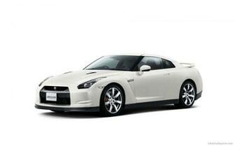 Nissan Gt R White HD Wallpaper