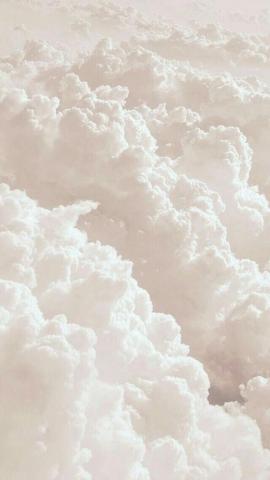 White Clouds Planodefundo
