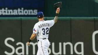 Josh Hamilton Receives Standing Ovation In Return To Texas