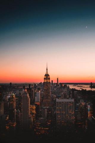 Gorgeous New York City Aesthetic For Your iPhone Prada Pearls
