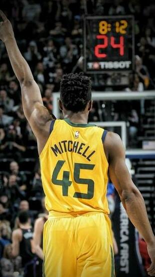 Donovan Mitchell Wallpaper iPhone Jazz Basketball