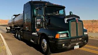 Kenworth Car Close Up Road Truck