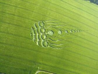 Crop Circle Wallpaper