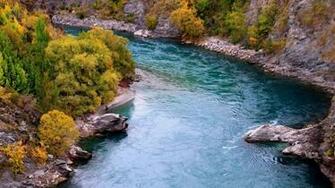 HD Cool River Wallpaper