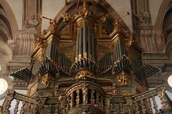 Pipe Organ Wallpaper