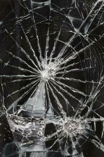 Cracked Screen iPhone Wallpaper