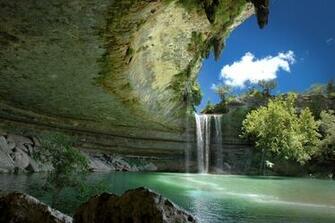 Beautiful Cave Lake Wallpaper HD