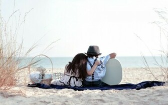 Cute Couple Mystery Wallpaper