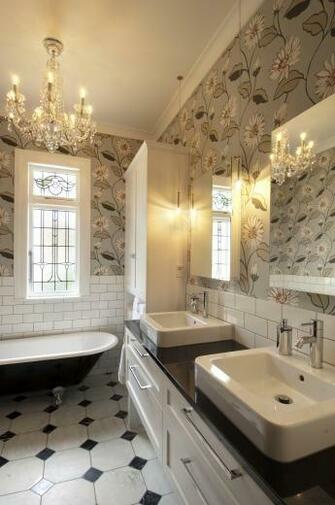 Bathroom With Flower Patterened Wal Gallery Trends